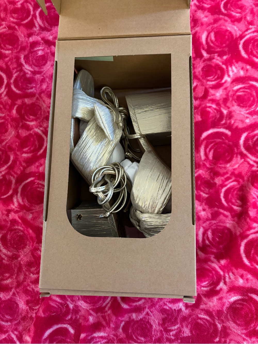 ❤️Sam & Libby Women’s Gold Block Heel Sandals with Ankle Tie New in Box Size 8 - Picture 5 of 11